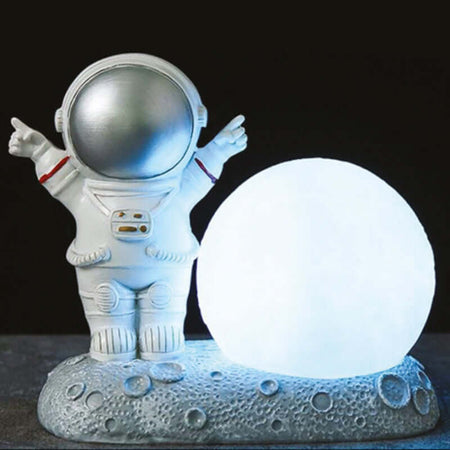 Lampada da Comodino a Forma di Astronauta